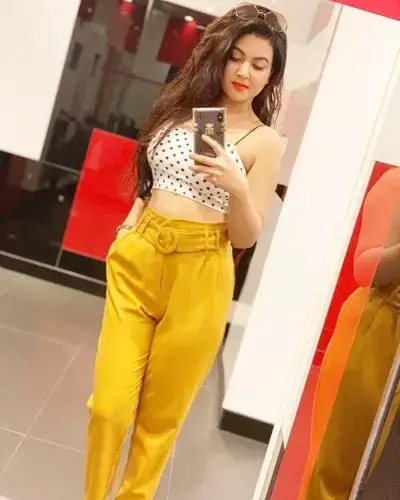 Khandaghosh Escort